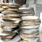 Stepping Stone – Kopo Katapang Batu Alam